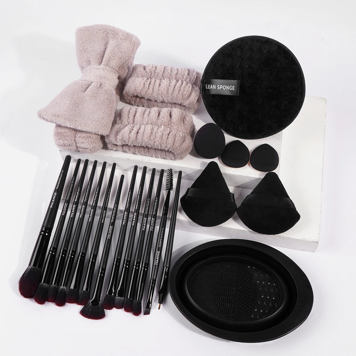 23pcs Makeup Tools Kit 13pcs Foundation Eyeshadow, Concealer Brush Blending Makeup Remover Puff Headband Wristband Gifts